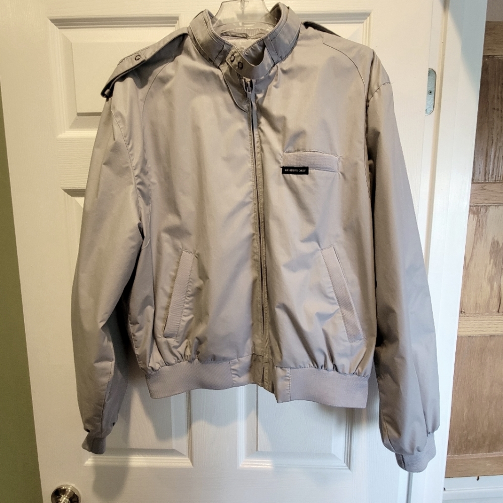 Vintage 80s Members Only Classic grey wind breaker size 44